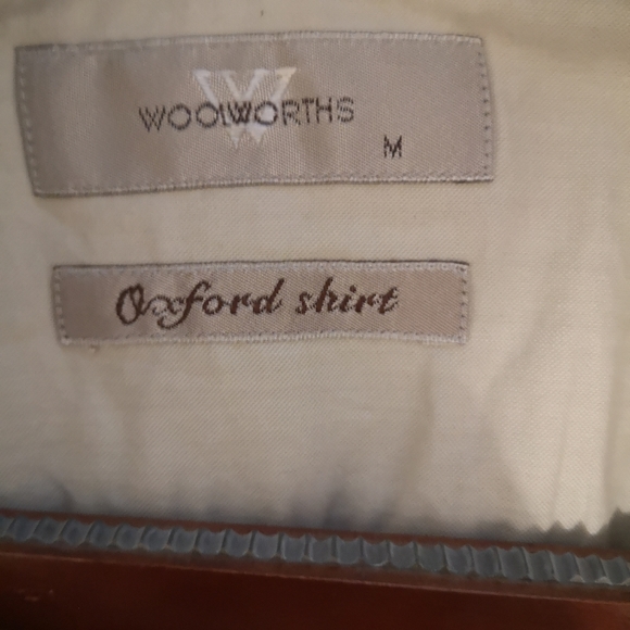 3/$20 Woolworths short sleeve light khaki shirt - Picture 10 of 11